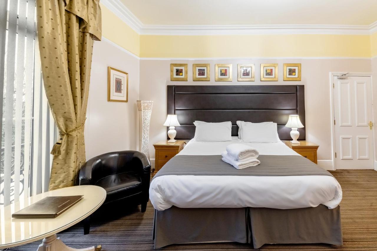 Charades Guest House Hereford Exterior foto