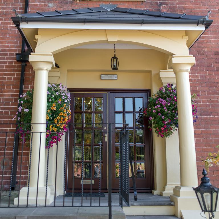 Charades Guest House Hereford Exterior foto