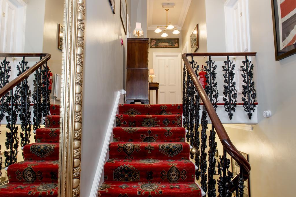 Charades Guest House Hereford Exterior foto